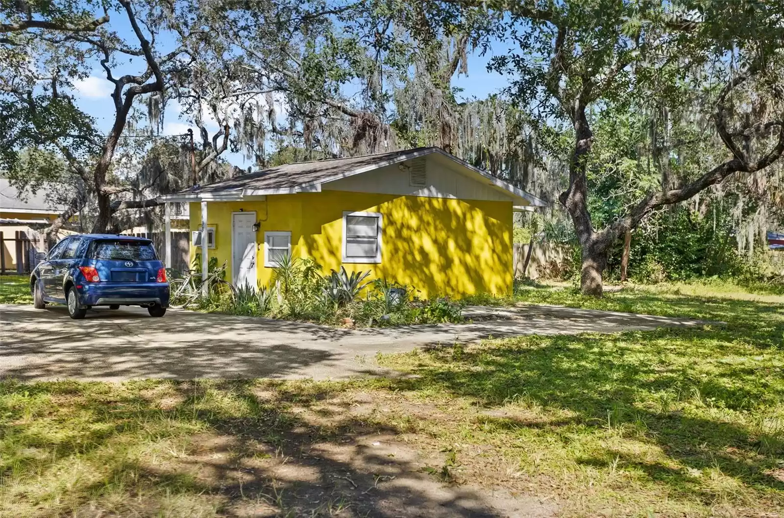 635 63RD STREET, TAMPA, Florida 33619, ,Residential Income,For Sale,63RD,MFRU8218445