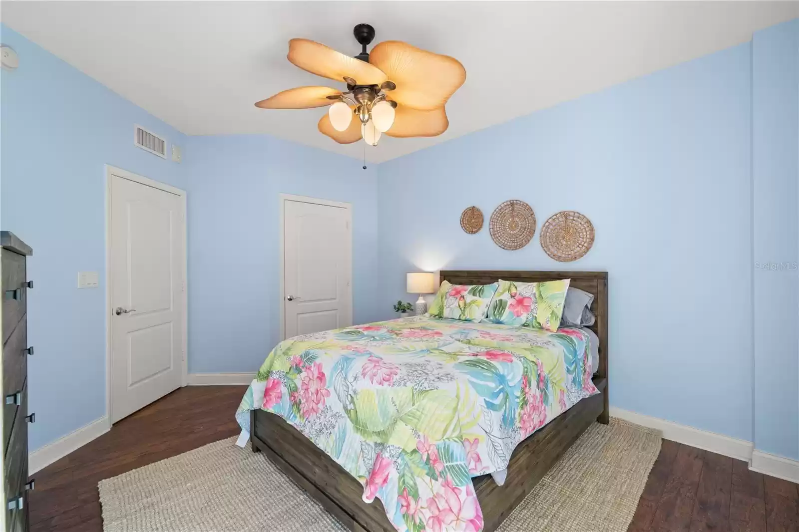 521 MANDALAY AVENUE, CLEARWATER BEACH, Florida 33767, 2 Bedrooms Bedrooms, ,2 BathroomsBathrooms,Residential Lease,For Rent,MANDALAY,MFRU8222987