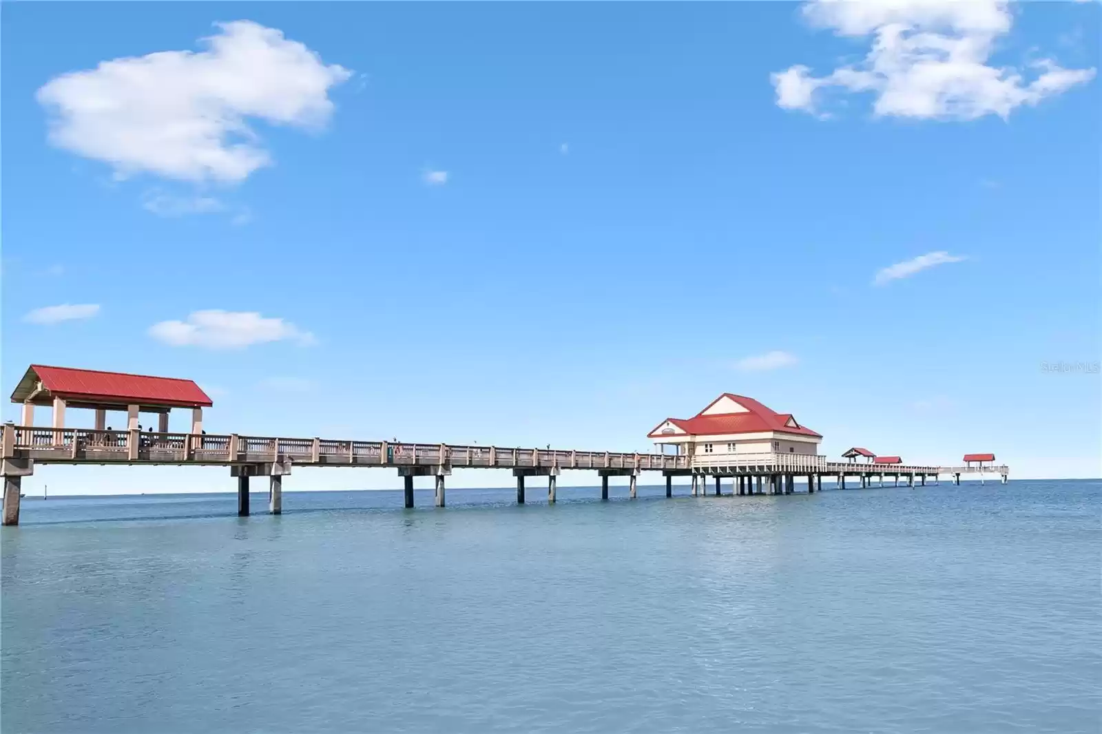 521 MANDALAY AVENUE, CLEARWATER BEACH, Florida 33767, 2 Bedrooms Bedrooms, ,2 BathroomsBathrooms,Residential Lease,For Rent,MANDALAY,MFRU8222987