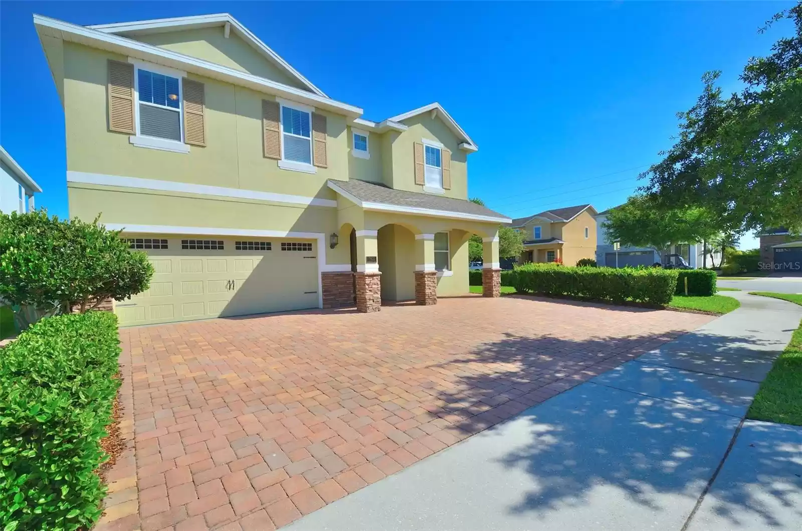 7601 MACKINAW LANE, KISSIMMEE, Florida 34747, 8 Bedrooms Bedrooms, ,6 BathroomsBathrooms,Residential,For Sale,MACKINAW,MFRS5095772