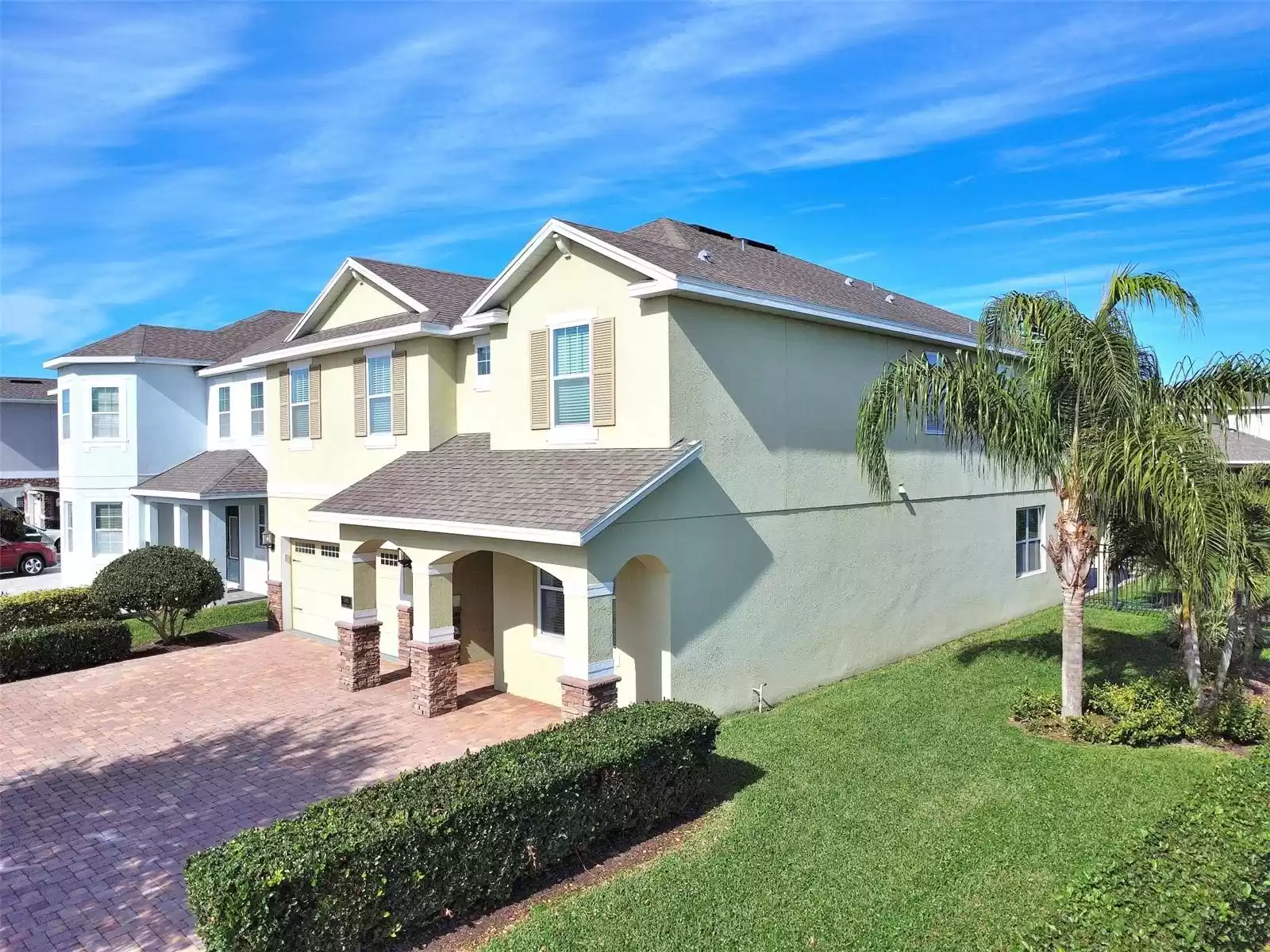 7601 MACKINAW LANE, KISSIMMEE, Florida 34747, 8 Bedrooms Bedrooms, ,6 BathroomsBathrooms,Residential,For Sale,MACKINAW,MFRS5095772