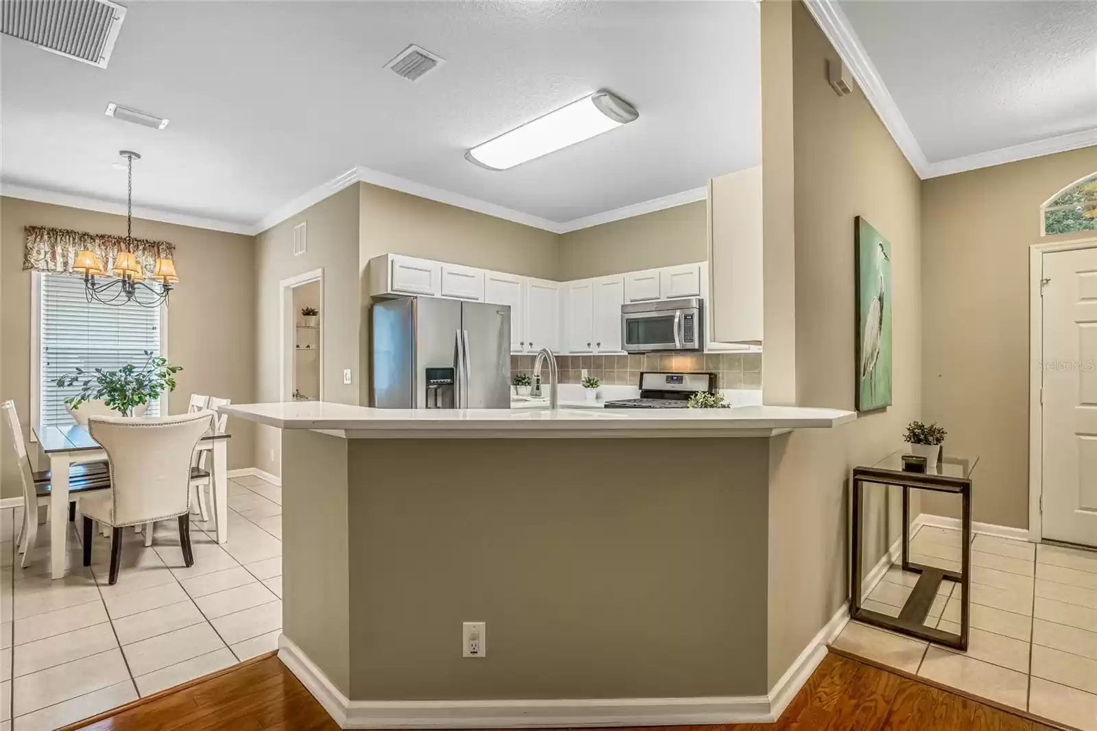 View of the Kitchen & Dinette areas from Great Room