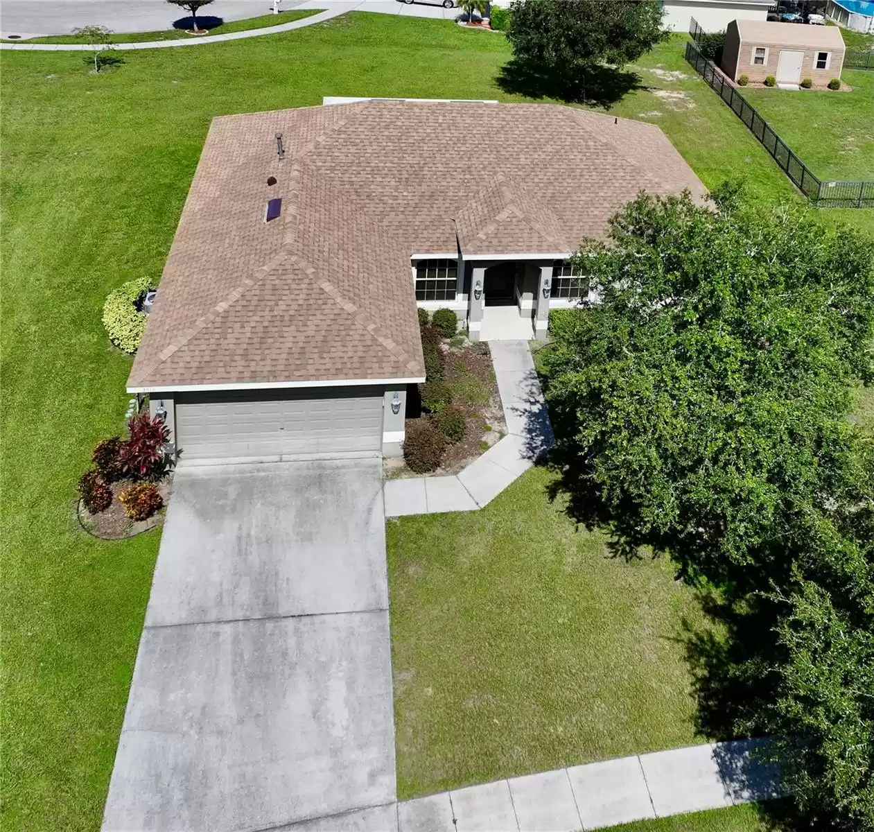 1518 BLUE SKY BOULEVARD, HAINES CITY, Florida 33844, 3 Bedrooms Bedrooms, ,2 BathroomsBathrooms,Residential,For Sale,BLUE SKY,MFRP4928555