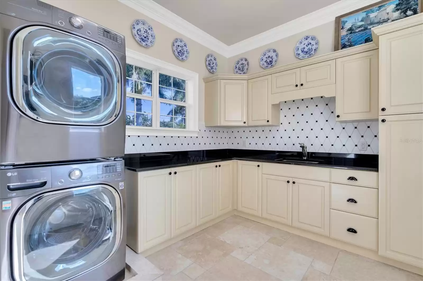 2nd Floor Laundry room