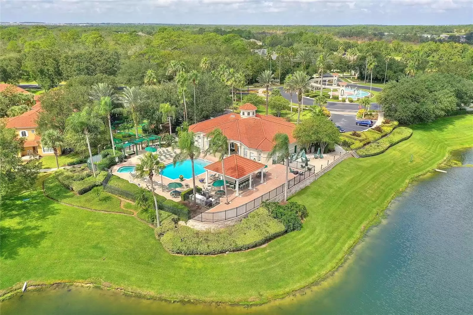 2676 EMERALD ISLAND BOULEVARD, KISSIMMEE, Florida 34747, 6 Bedrooms Bedrooms, ,3 BathroomsBathrooms,Residential,For Sale,EMERALD ISLAND,MFRO6169409