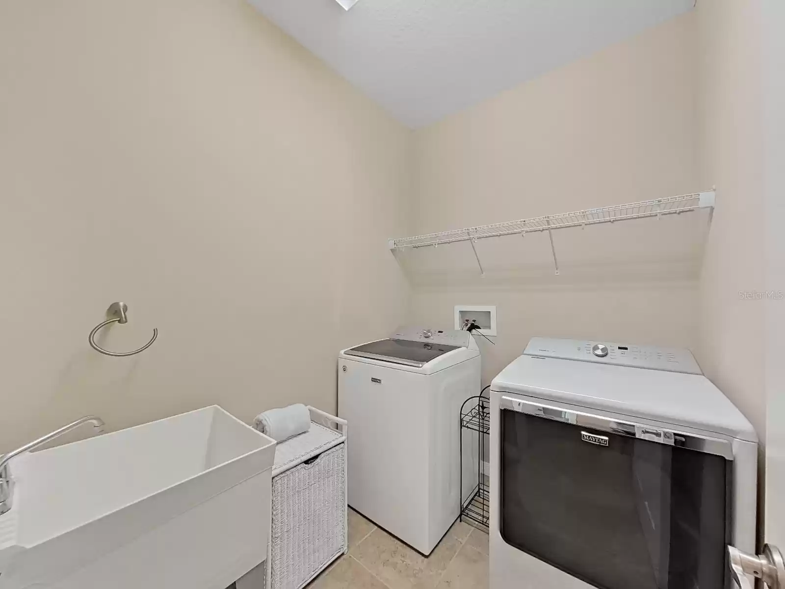 Convenient Laundry Room with Tub AND Appliances