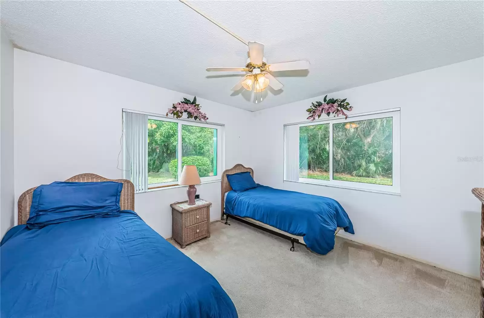 2525 ROYAL PINES CIRCLE, CLEARWATER, Florida 33763, 2 Bedrooms Bedrooms, ,2 BathroomsBathrooms,Residential,For Sale,ROYAL PINES,MFRU8226445