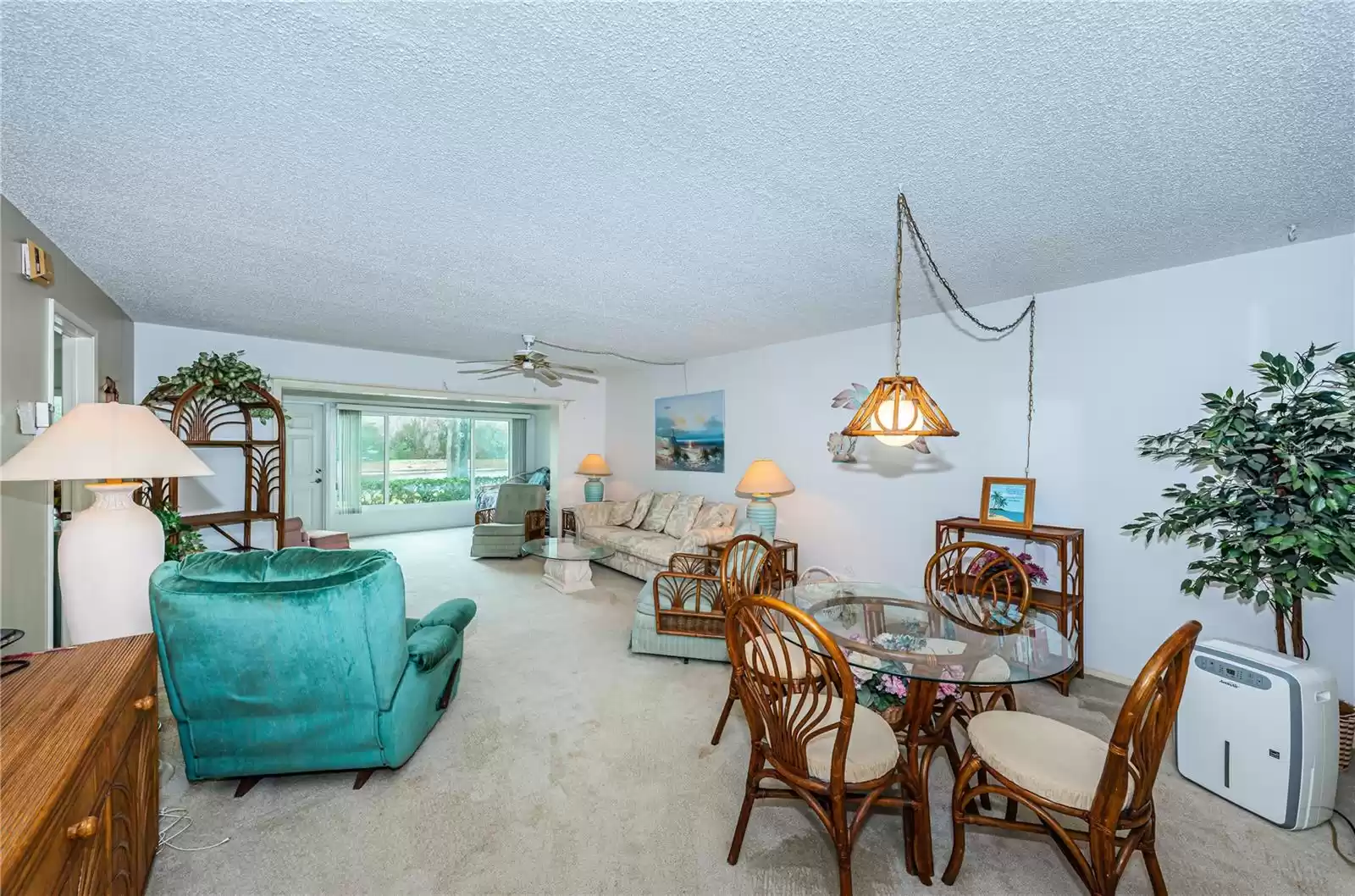 2525 ROYAL PINES CIRCLE, CLEARWATER, Florida 33763, 2 Bedrooms Bedrooms, ,2 BathroomsBathrooms,Residential,For Sale,ROYAL PINES,MFRU8226445