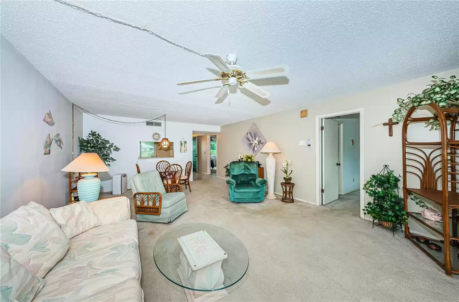 2525 ROYAL PINES CIRCLE, CLEARWATER, Florida 33763, 2 Bedrooms Bedrooms, ,2 BathroomsBathrooms,Residential,For Sale,ROYAL PINES,MFRU8226445