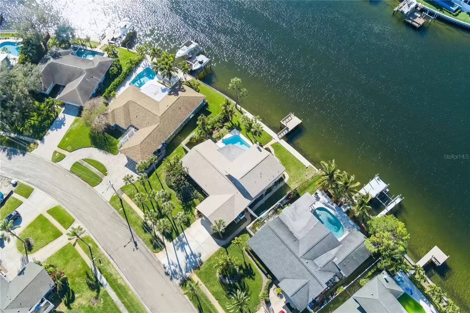 995 EDEN ISLE DRIVE, ST PETERSBURG, Florida 33704, 5 Bedrooms Bedrooms, ,3 BathroomsBathrooms,Residential,For Sale,EDEN ISLE,MFRU8212544