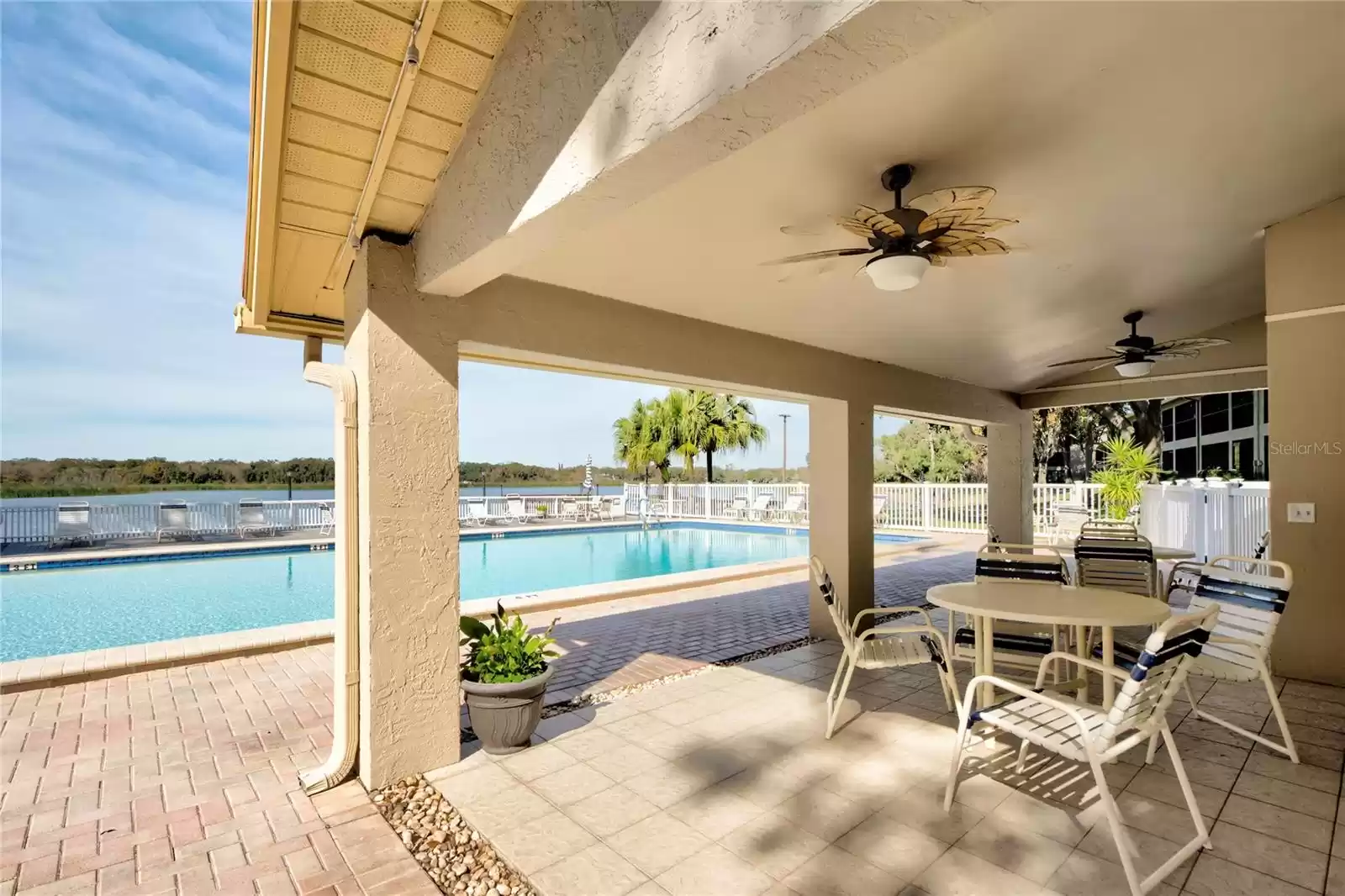 2020 LAKEVIEW DRIVE, CLEARWATER, Florida 33763, 2 Bedrooms Bedrooms, ,2 BathroomsBathrooms,Residential,For Sale,LAKEVIEW,MFRU8227516