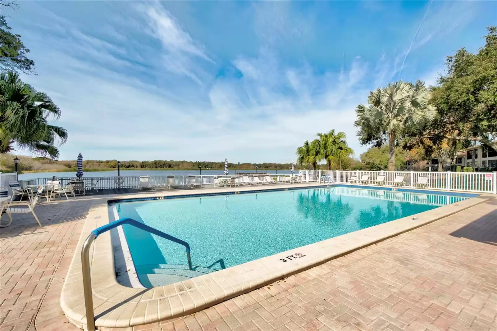 2020 LAKEVIEW DRIVE, CLEARWATER, Florida 33763, 2 Bedrooms Bedrooms, ,2 BathroomsBathrooms,Residential,For Sale,LAKEVIEW,MFRU8227516