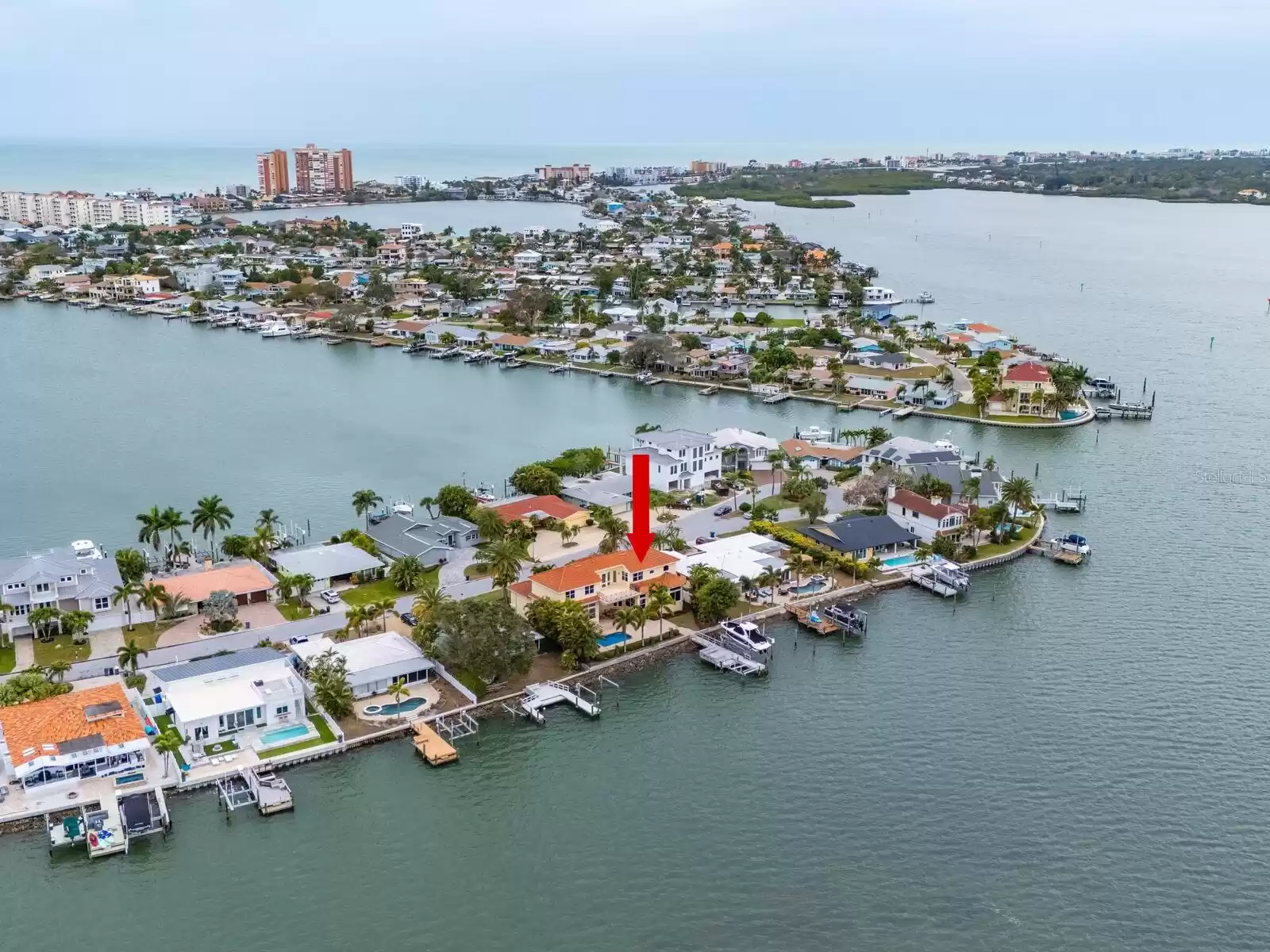 17371 KENNEDY DRIVE, NORTH REDINGTON BEACH, Florida 33708, 4 Bedrooms Bedrooms, ,3 BathroomsBathrooms,Residential,For Sale,KENNEDY,MFRU8227521