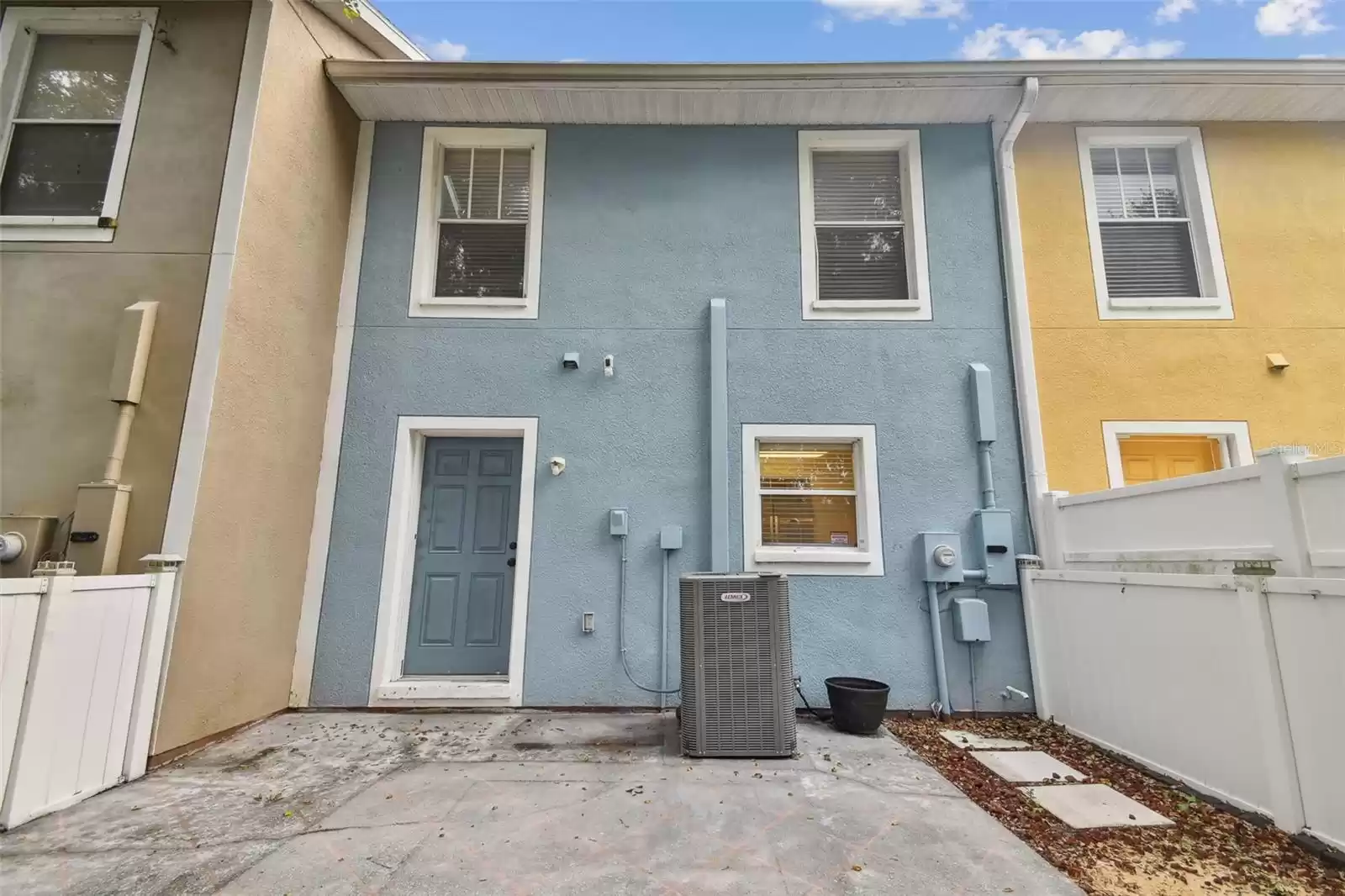 209 BROAD STREET, TAMPA, Florida 33604, 3 Bedrooms Bedrooms, ,2 BathroomsBathrooms,Residential,For Sale,BROAD,MFRT3499019