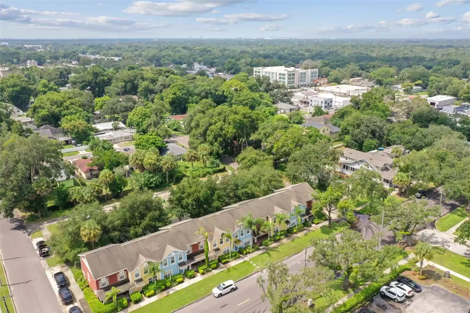 209 BROAD STREET, TAMPA, Florida 33604, 3 Bedrooms Bedrooms, ,2 BathroomsBathrooms,Residential,For Sale,BROAD,MFRT3499019