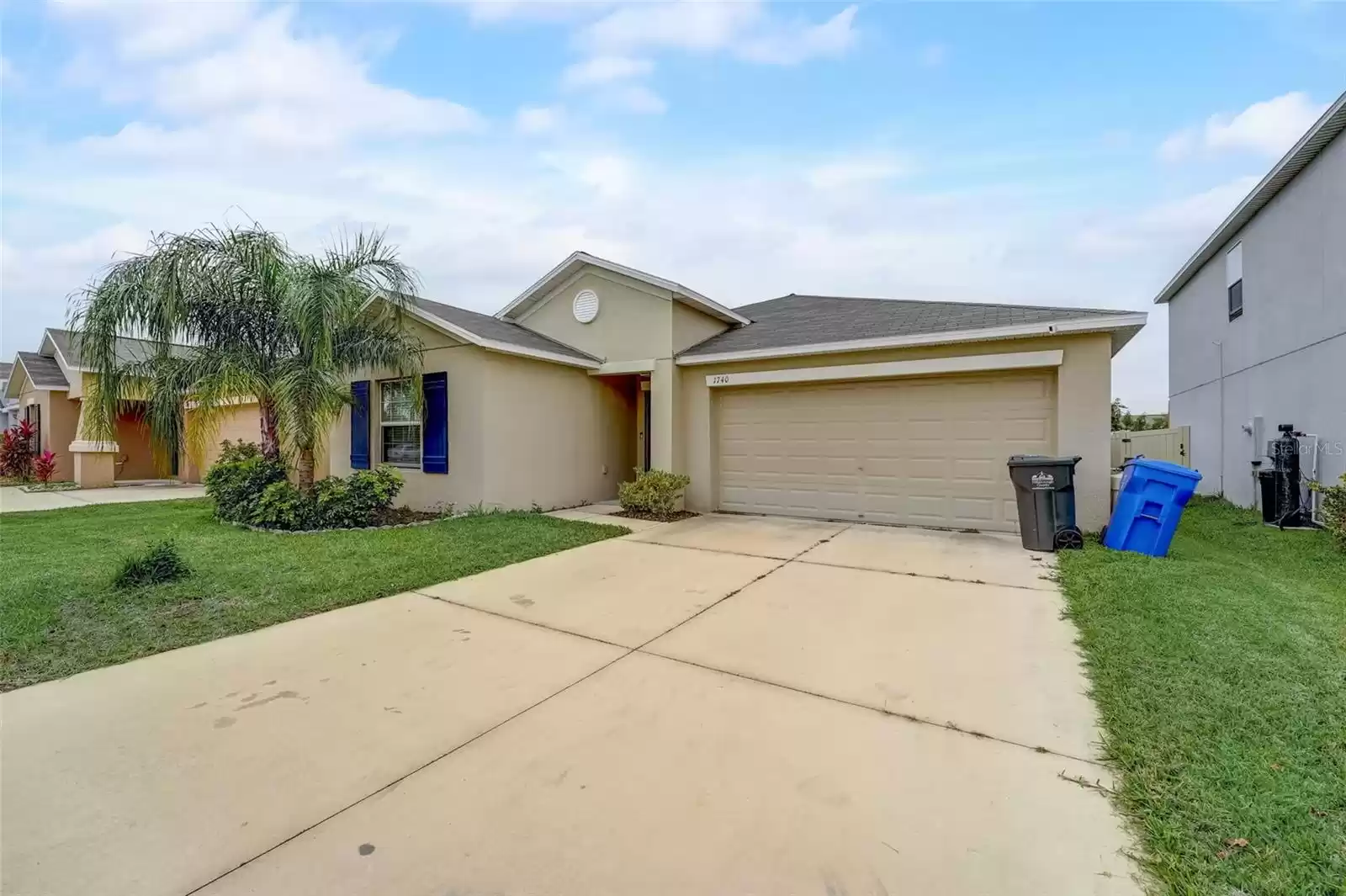 1740 BROAD WINGED HAWK DRIVE, RUSKIN, Florida 33570, 4 Bedrooms Bedrooms, ,2 BathroomsBathrooms,Residential,For Sale,BROAD WINGED HAWK,MFRT3497912