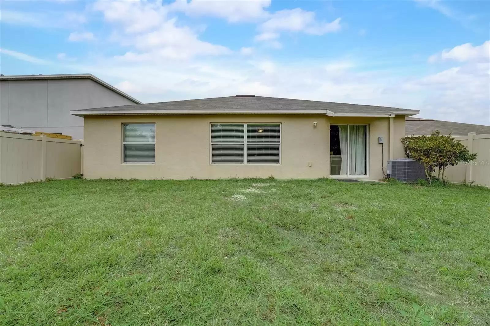 1740 BROAD WINGED HAWK DRIVE, RUSKIN, Florida 33570, 4 Bedrooms Bedrooms, ,2 BathroomsBathrooms,Residential,For Sale,BROAD WINGED HAWK,MFRT3497912