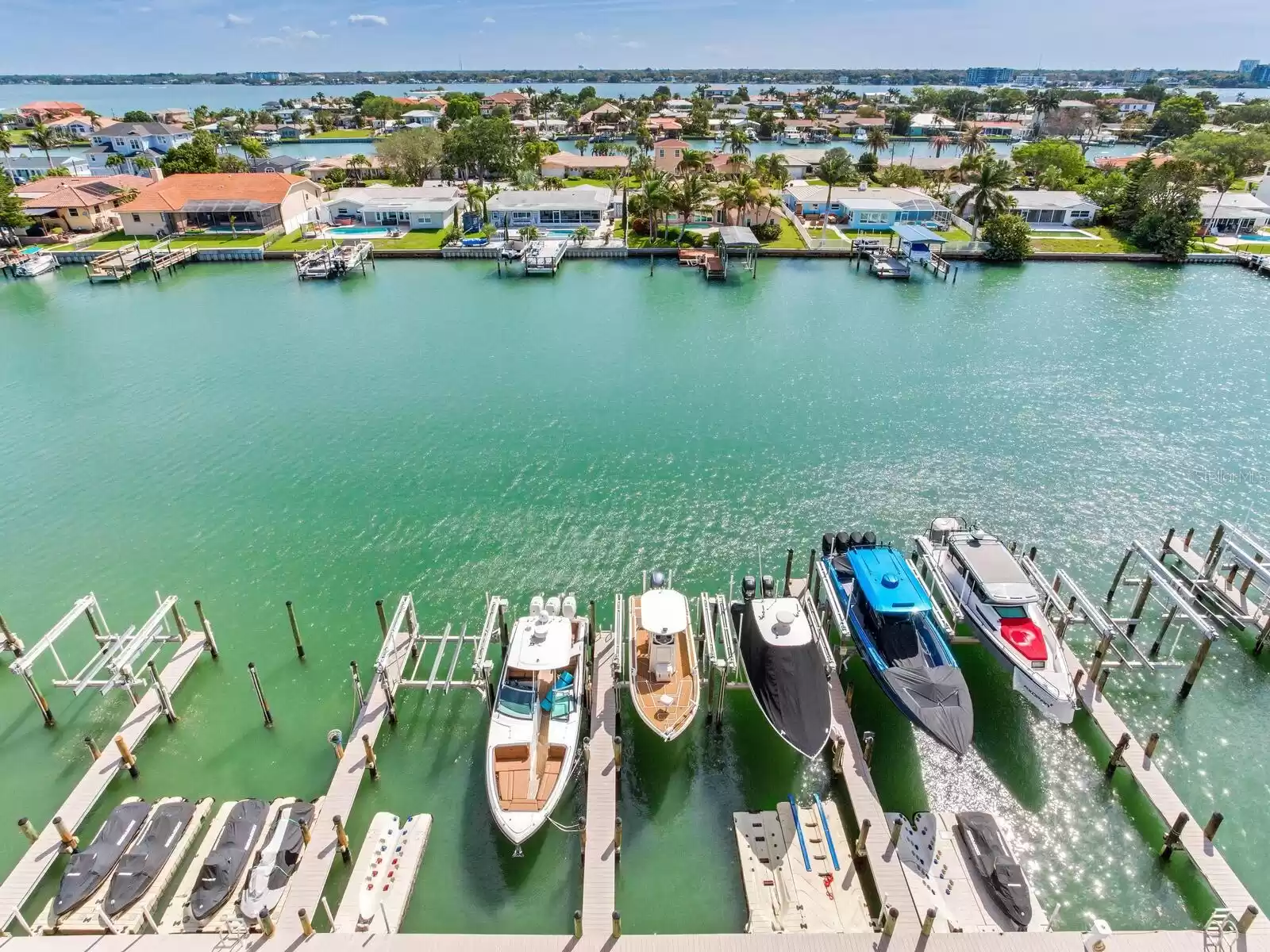 223 ISLAND WAY, CLEARWATER, Florida 33767, 3 Bedrooms Bedrooms, ,3 BathroomsBathrooms,Residential,For Sale,ISLAND,MFRT3499030