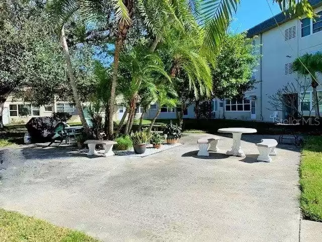 5725 12TH AVE N, SAINT PETERSBURG, Florida 33710, 1 Bedroom Bedrooms, ,1 BathroomBathrooms,Residential,For Sale,12TH AVE N,MFRU8228387