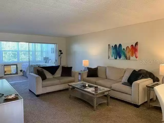 5725 12TH AVE N, SAINT PETERSBURG, Florida 33710, 1 Bedroom Bedrooms, ,1 BathroomBathrooms,Residential,For Sale,12TH AVE N,MFRU8228387