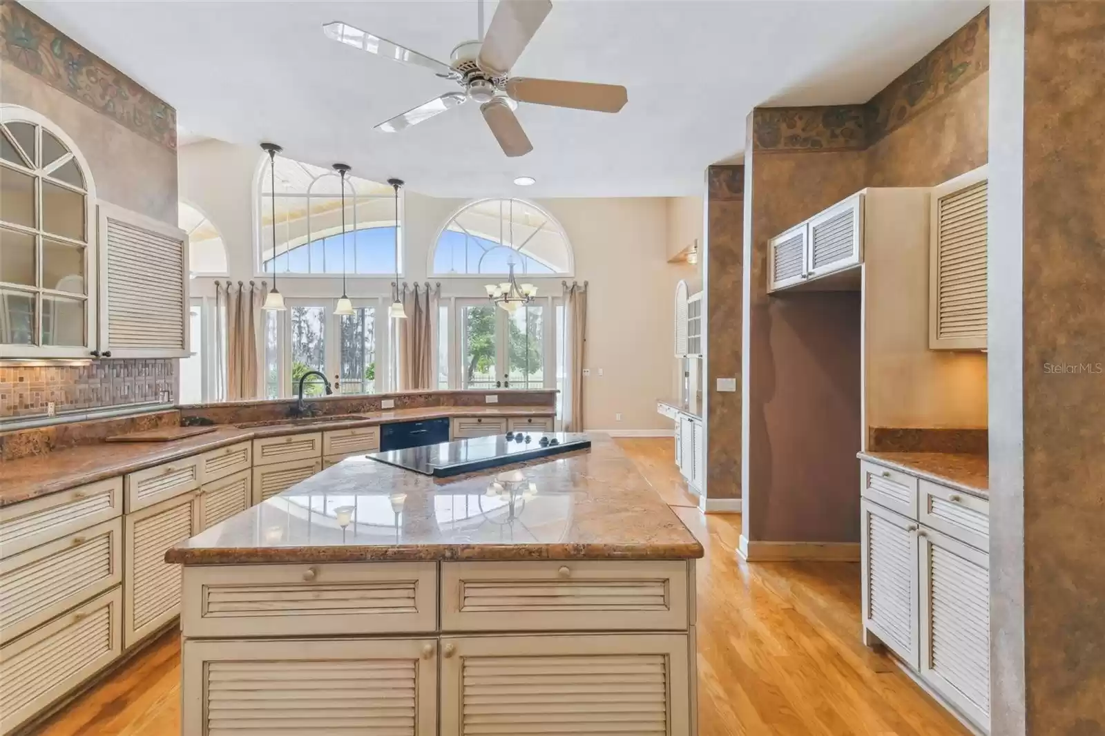 5379 ISLEWORTH COUNTRY CLUB DRIVE, WINDERMERE, Florida 34786, 4 Bedrooms Bedrooms, ,3 BathroomsBathrooms,Residential,For Sale,ISLEWORTH COUNTRY CLUB,MFRO6172675