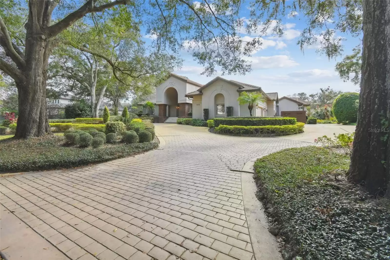 5379 ISLEWORTH COUNTRY CLUB DRIVE, WINDERMERE, Florida 34786, 4 Bedrooms Bedrooms, ,3 BathroomsBathrooms,Residential,For Sale,ISLEWORTH COUNTRY CLUB,MFRO6172675