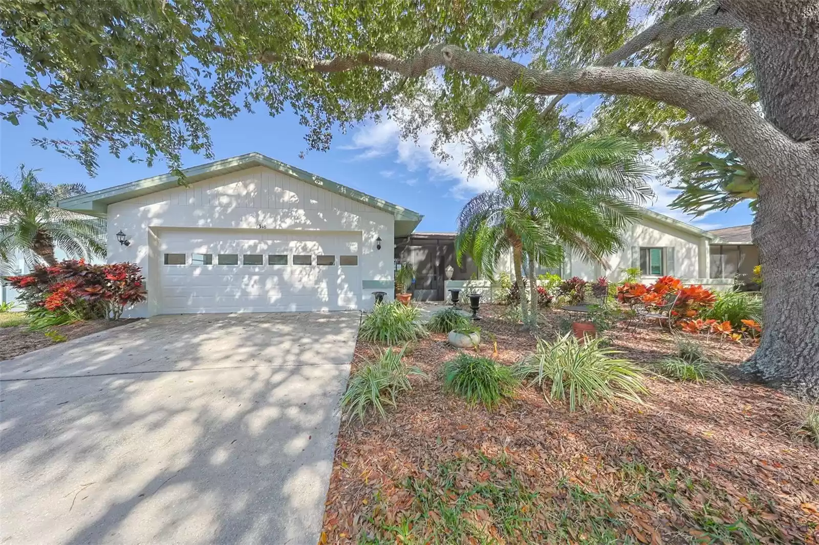 1318 LELAND DRIVE, SUN CITY CENTER, Florida 33573, 2 Bedrooms Bedrooms, ,2 BathroomsBathrooms,Residential,For Sale,LELAND,MFRT3499135