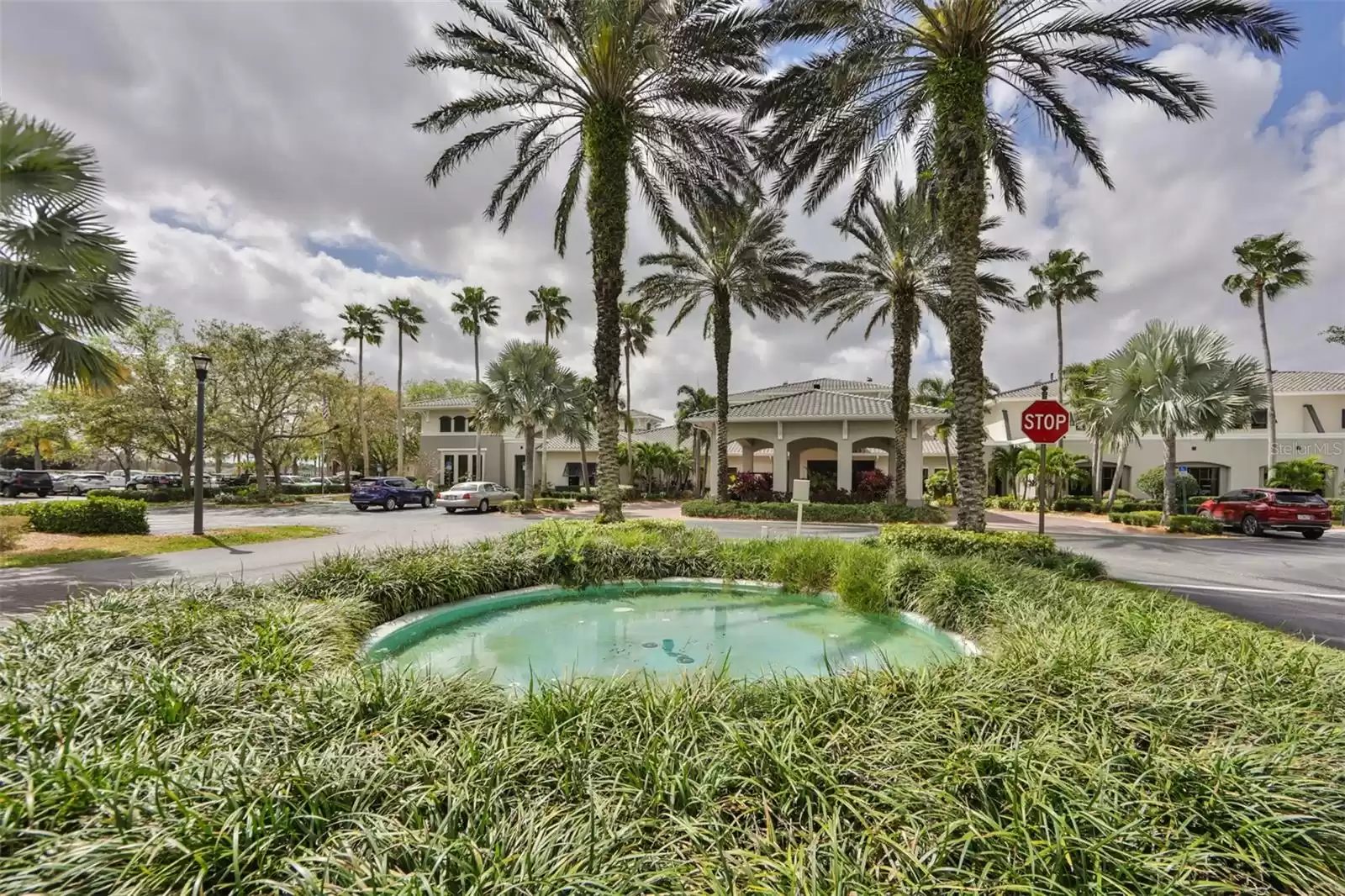 Clubhouse view of Kingspoint