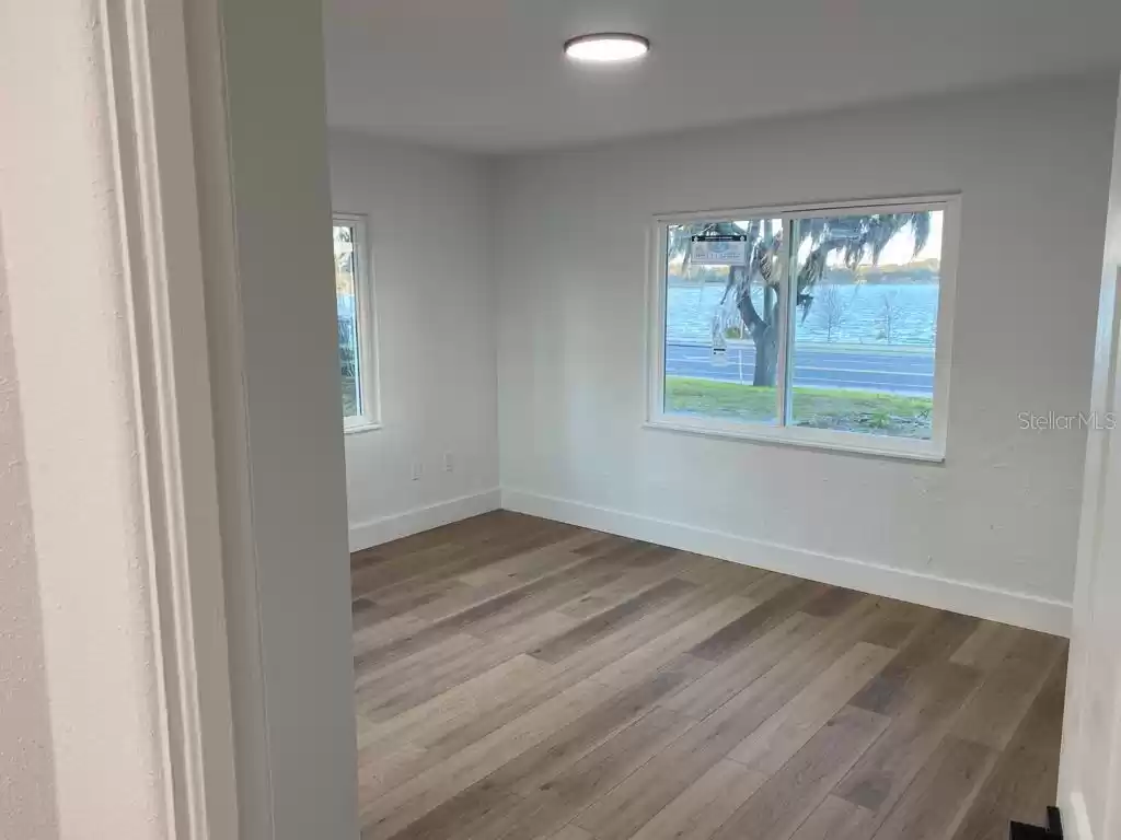 1204 LAKE ELBERT DRIVE, WINTER HAVEN, Florida 33880, 3 Bedrooms Bedrooms, ,2 BathroomsBathrooms,Residential,For Sale,LAKE ELBERT,MFRS5098606