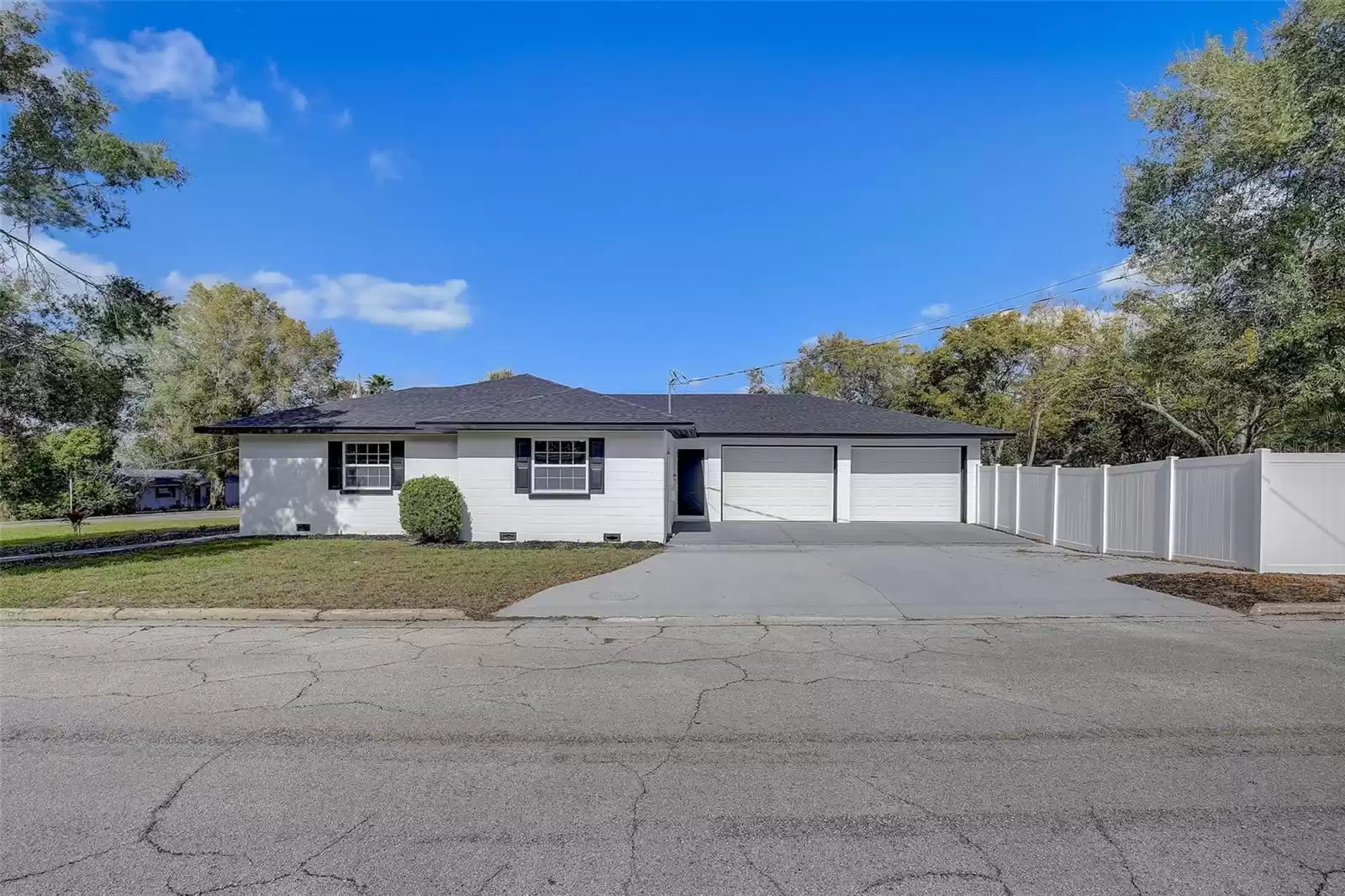 Main House 2-Car Garage