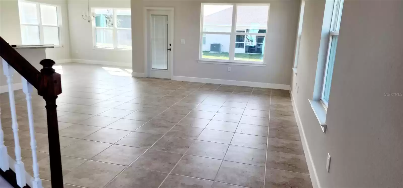 304 KRENSON BAY LOOP, WINTER HAVEN, Florida 33881, 4 Bedrooms Bedrooms, ,2 BathroomsBathrooms,Residential,For Sale,KRENSON BAY,MFRO6176082