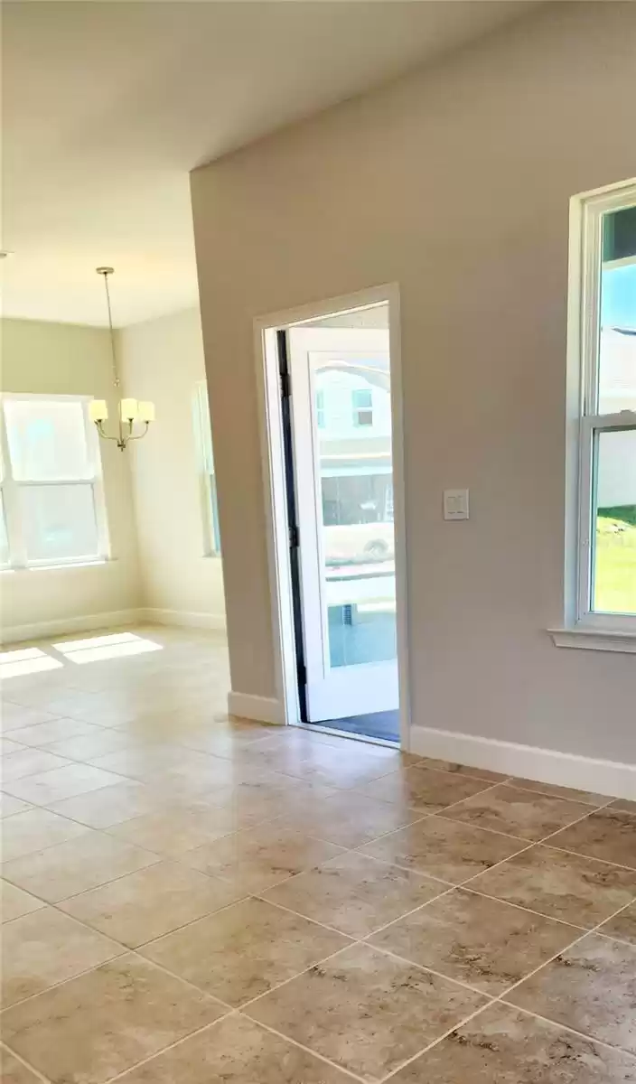 304 KRENSON BAY LOOP, WINTER HAVEN, Florida 33881, 4 Bedrooms Bedrooms, ,2 BathroomsBathrooms,Residential,For Sale,KRENSON BAY,MFRO6176082