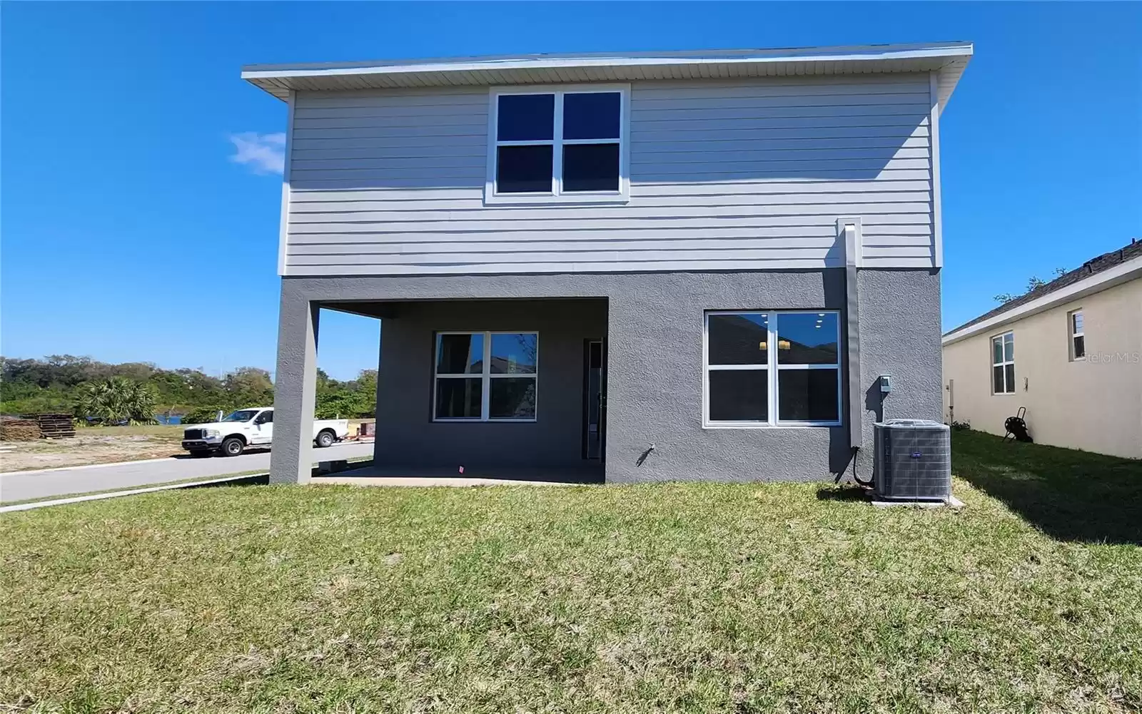 304 KRENSON BAY LOOP, WINTER HAVEN, Florida 33881, 4 Bedrooms Bedrooms, ,2 BathroomsBathrooms,Residential,For Sale,KRENSON BAY,MFRO6176082