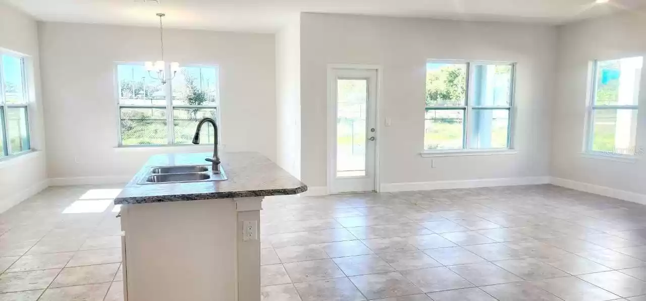 304 KRENSON BAY LOOP, WINTER HAVEN, Florida 33881, 4 Bedrooms Bedrooms, ,2 BathroomsBathrooms,Residential,For Sale,KRENSON BAY,MFRO6176082