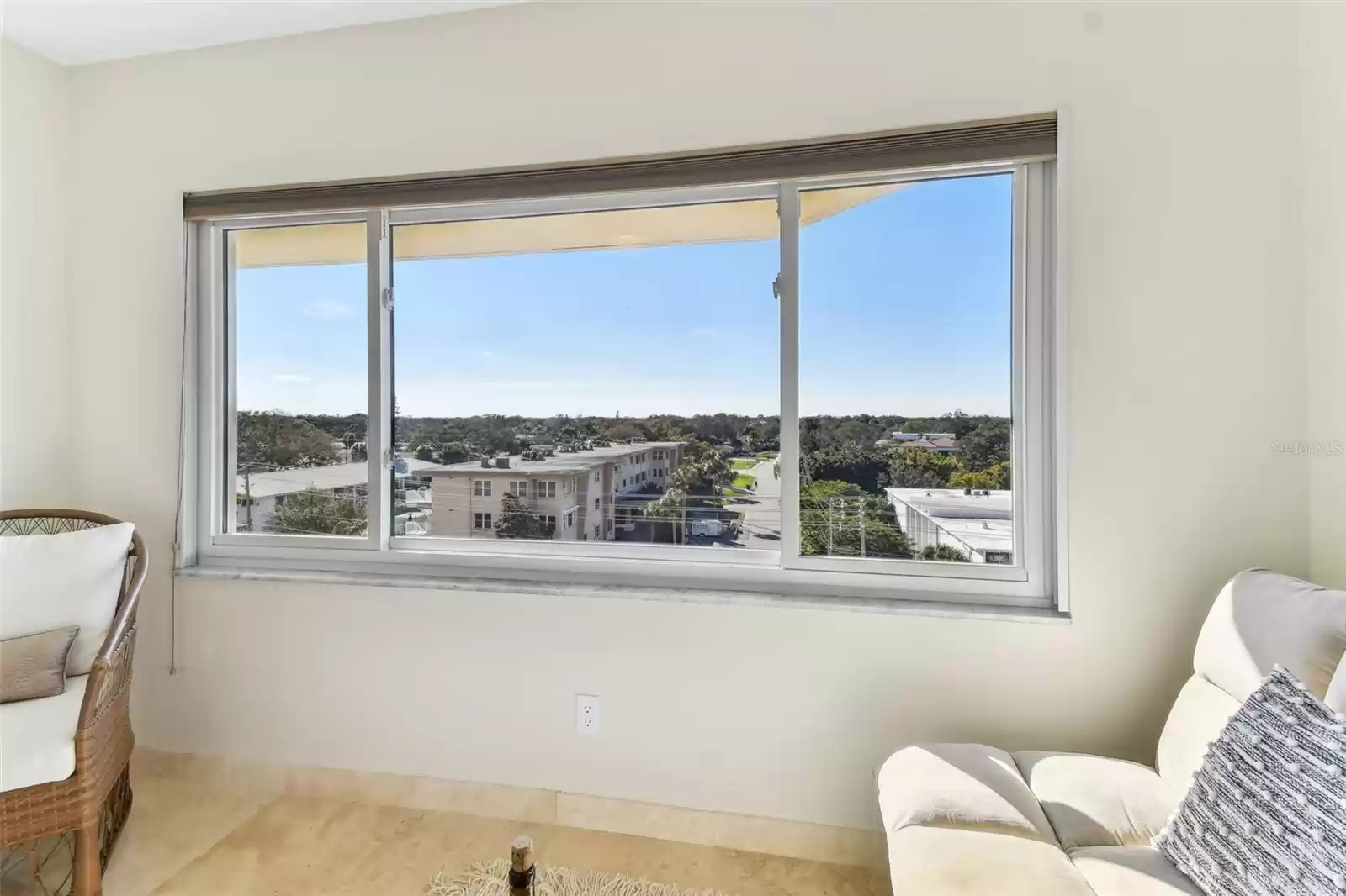 100 BLUFF VIEW DRIVE, BELLEAIR BLUFFS, Florida 33770, 1 Bedroom Bedrooms, ,2 BathroomsBathrooms,Residential,For Sale,BLUFF VIEW,MFRT3501396