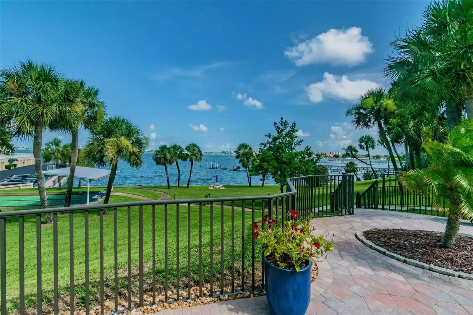 100 BLUFF VIEW DRIVE, BELLEAIR BLUFFS, Florida 33770, 1 Bedroom Bedrooms, ,2 BathroomsBathrooms,Residential,For Sale,BLUFF VIEW,MFRT3501396