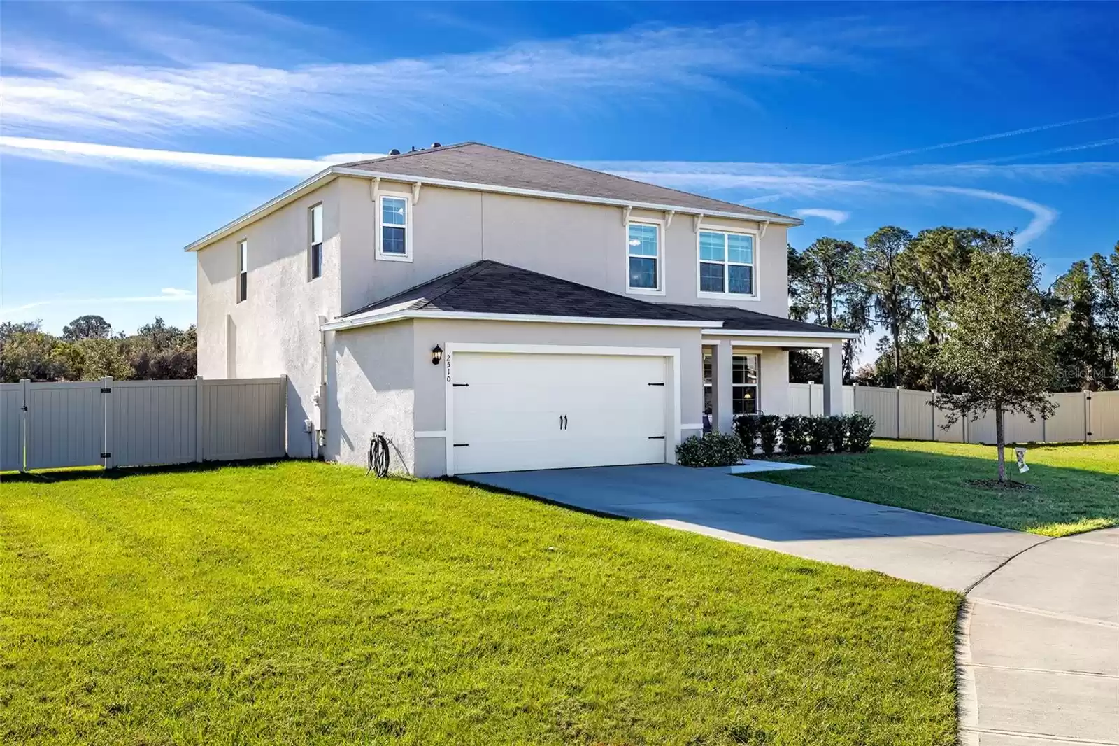 2510 GLACIER EXPRESS LANE, TAVARES, Florida 32778, 5 Bedrooms Bedrooms, ,3 BathroomsBathrooms,Residential,For Sale,GLACIER EXPRESS,MFRG5078091