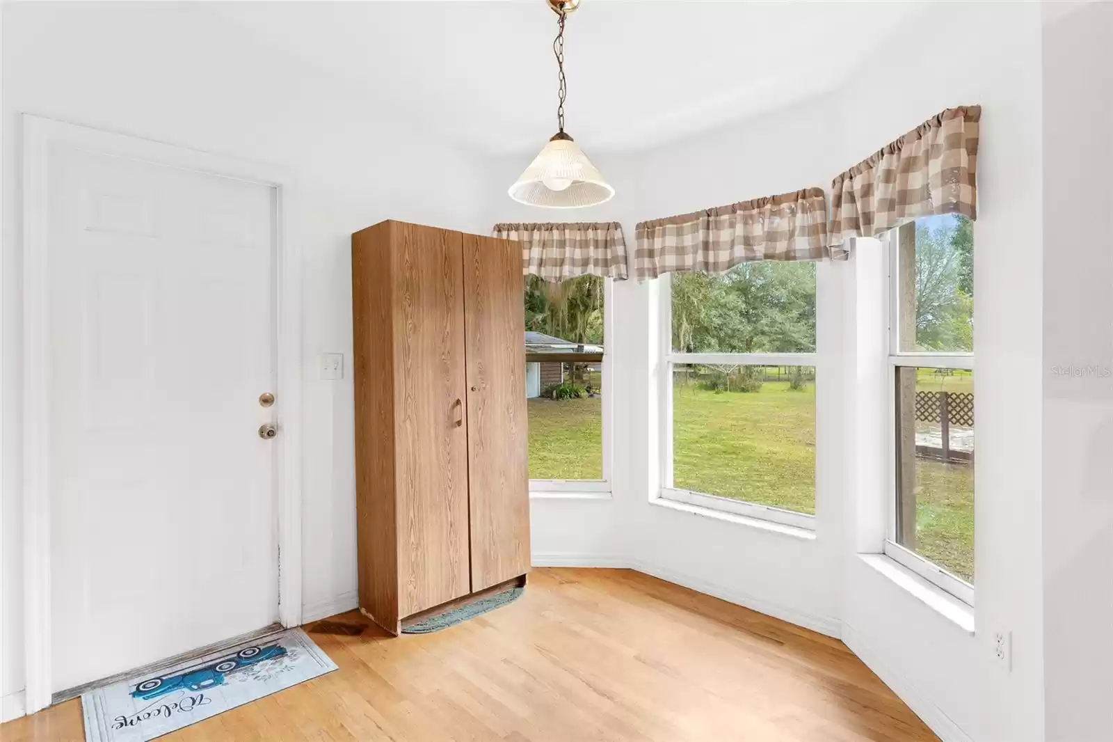 Dining Nook in Kitchen