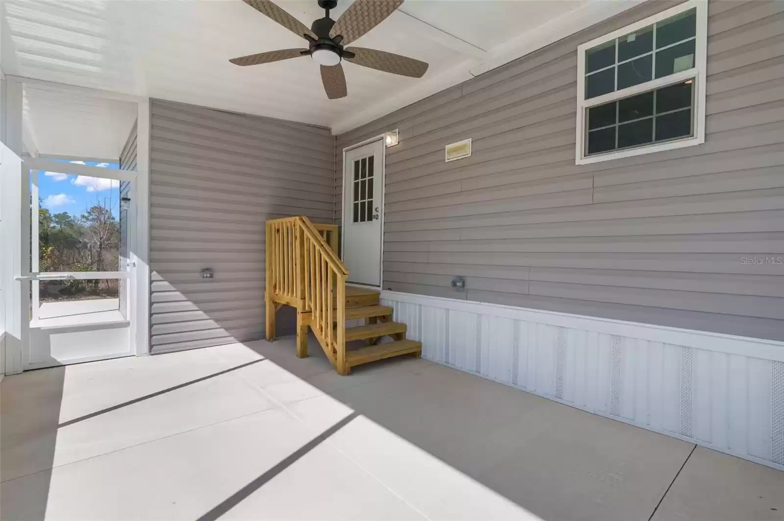 Screened in Porch