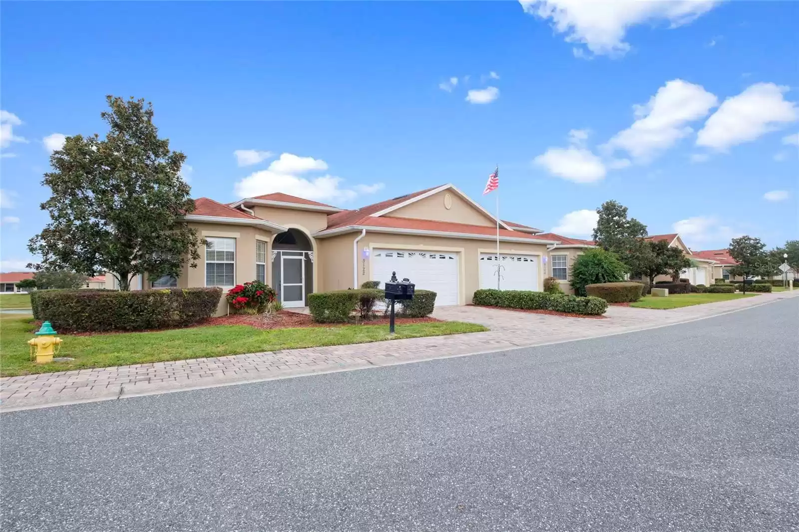 5122 NEPTUNE CIRCLE, OXFORD, Florida 34484, 3 Bedrooms Bedrooms, ,2 BathroomsBathrooms,Residential,For Sale,NEPTUNE,MFRG5078308