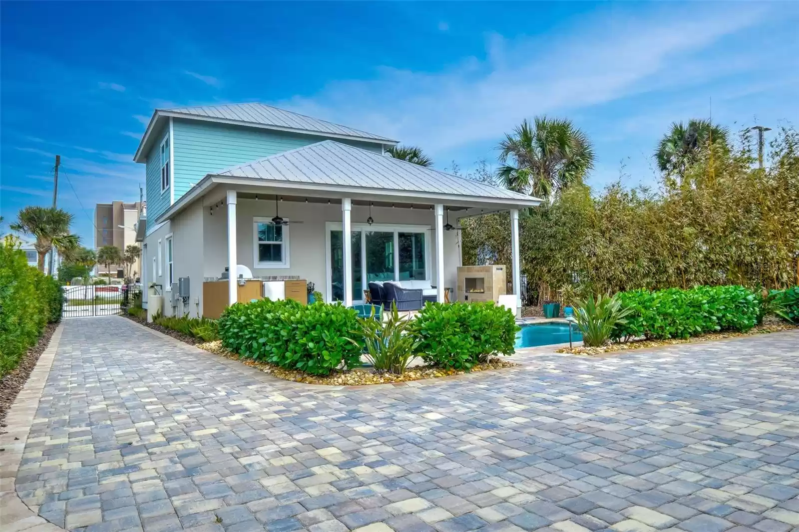 2706 ATLANTIC AVENUE, NEW SMYRNA BEACH, Florida 32169, 4 Bedrooms Bedrooms, ,3 BathroomsBathrooms,Residential,For Sale,ATLANTIC,MFRNS1080544