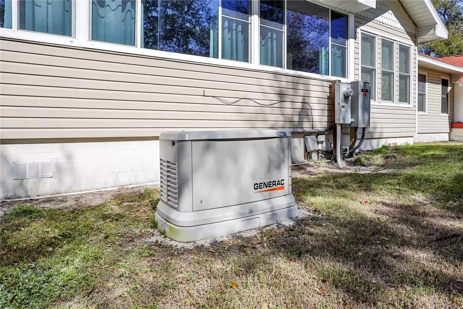 house generac generator (new)