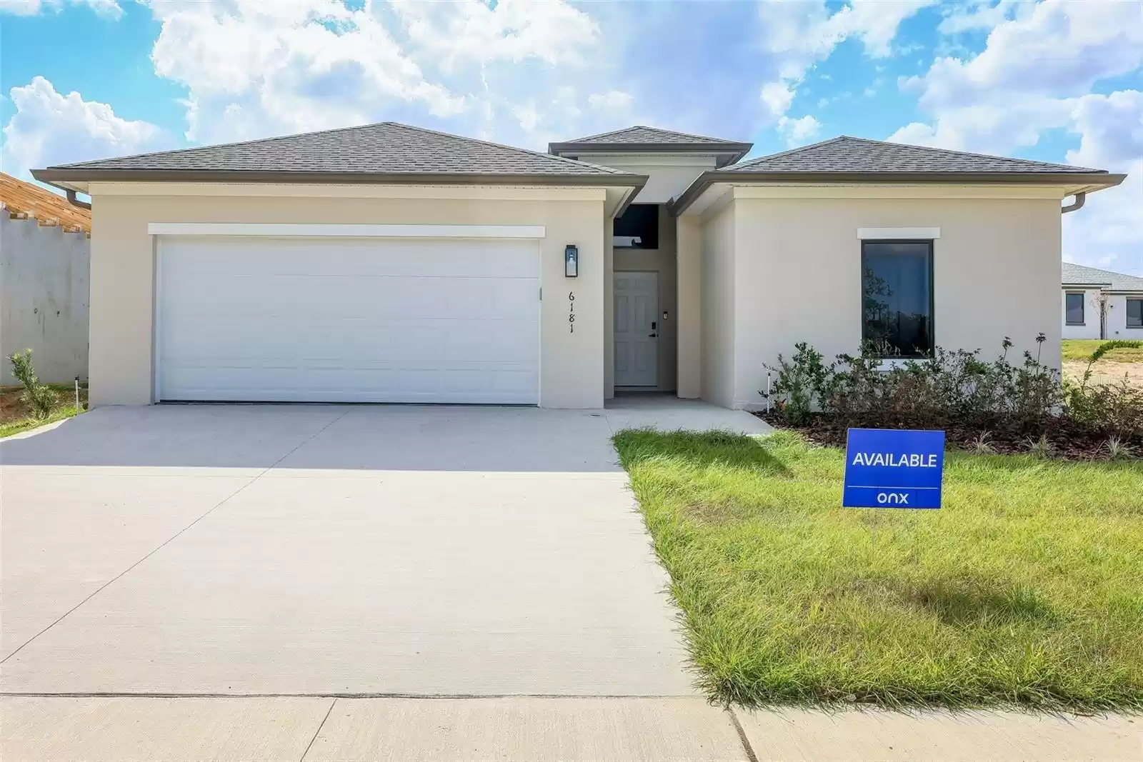 6181 CHORUS DRIVE, MASCOTTE, Florida 34753, 3 Bedrooms Bedrooms, ,2 BathroomsBathrooms,Residential,For Sale,CHORUS,MFRO6178194