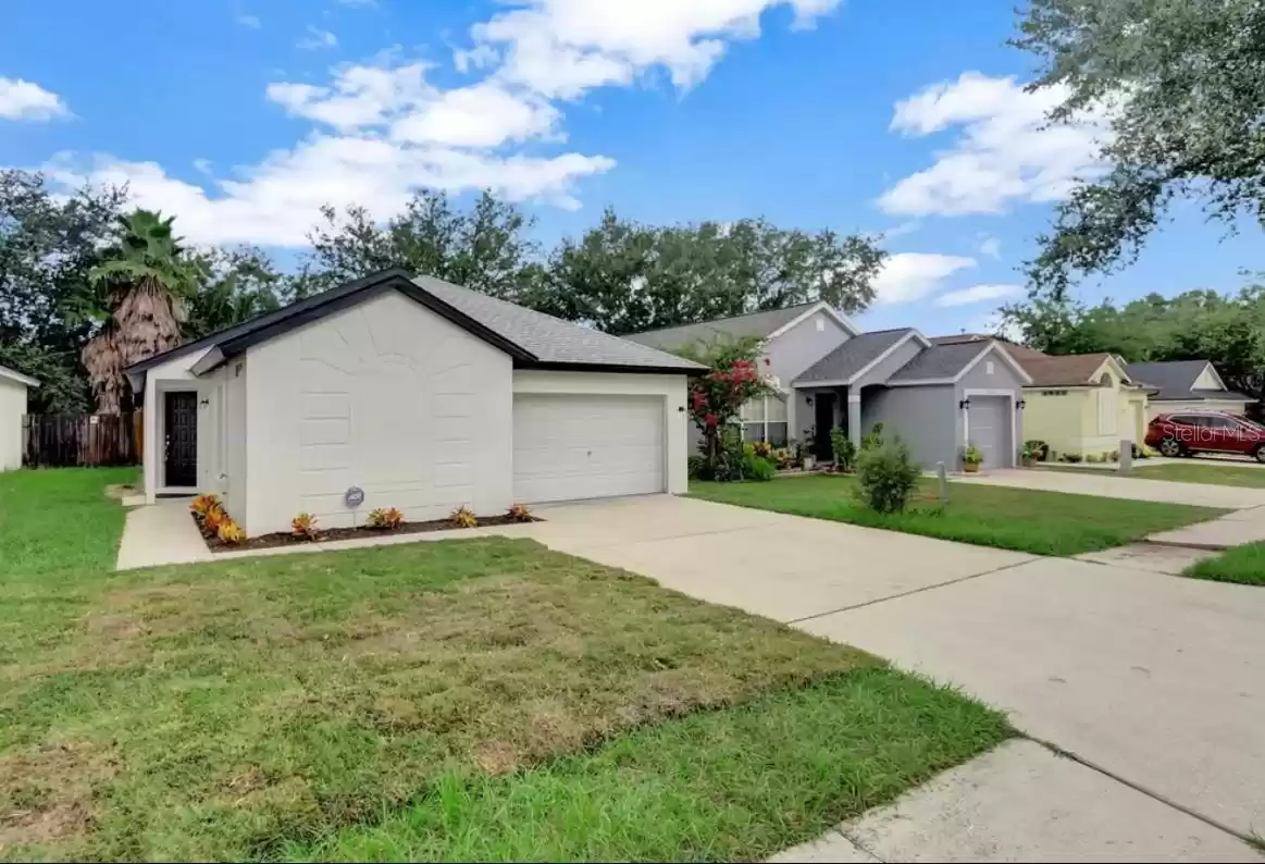 757 CAPE COD CIRCLE, VALRICO, Florida 33594, 4 Bedrooms Bedrooms, ,2 BathroomsBathrooms,Residential,For Sale,CAPE COD,MFRT3502540