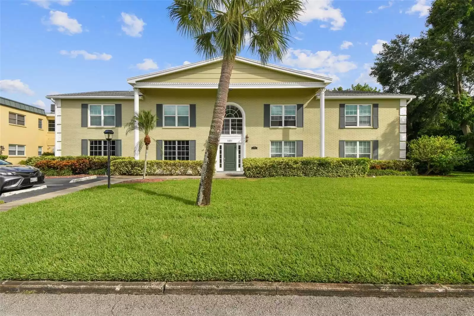 1001 EDEN ISLE DRIVE, ST PETERSBURG, Florida 33704, 2 Bedrooms Bedrooms, ,2 BathroomsBathrooms,Residential,For Sale,EDEN ISLE,MFRU8230922