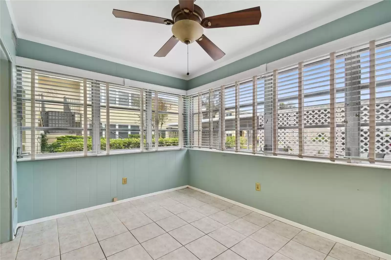 1001 EDEN ISLE DRIVE, ST PETERSBURG, Florida 33704, 2 Bedrooms Bedrooms, ,2 BathroomsBathrooms,Residential,For Sale,EDEN ISLE,MFRU8230922