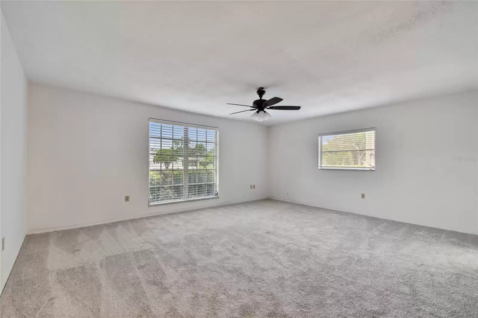 1001 EDEN ISLE DRIVE, ST PETERSBURG, Florida 33704, 2 Bedrooms Bedrooms, ,2 BathroomsBathrooms,Residential,For Sale,EDEN ISLE,MFRU8230922