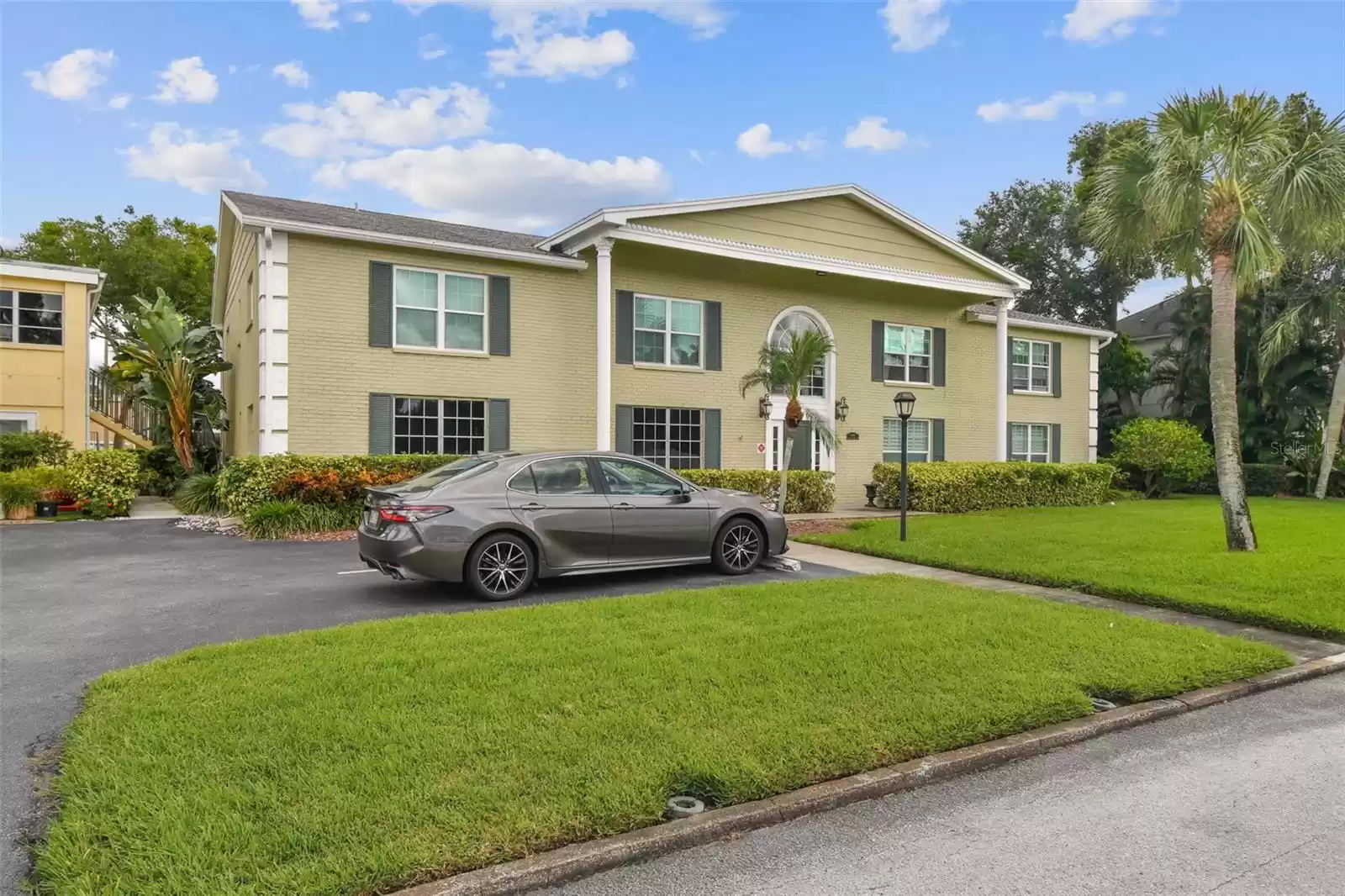 1001 EDEN ISLE DRIVE, ST PETERSBURG, Florida 33704, 2 Bedrooms Bedrooms, ,2 BathroomsBathrooms,Residential,For Sale,EDEN ISLE,MFRU8230922