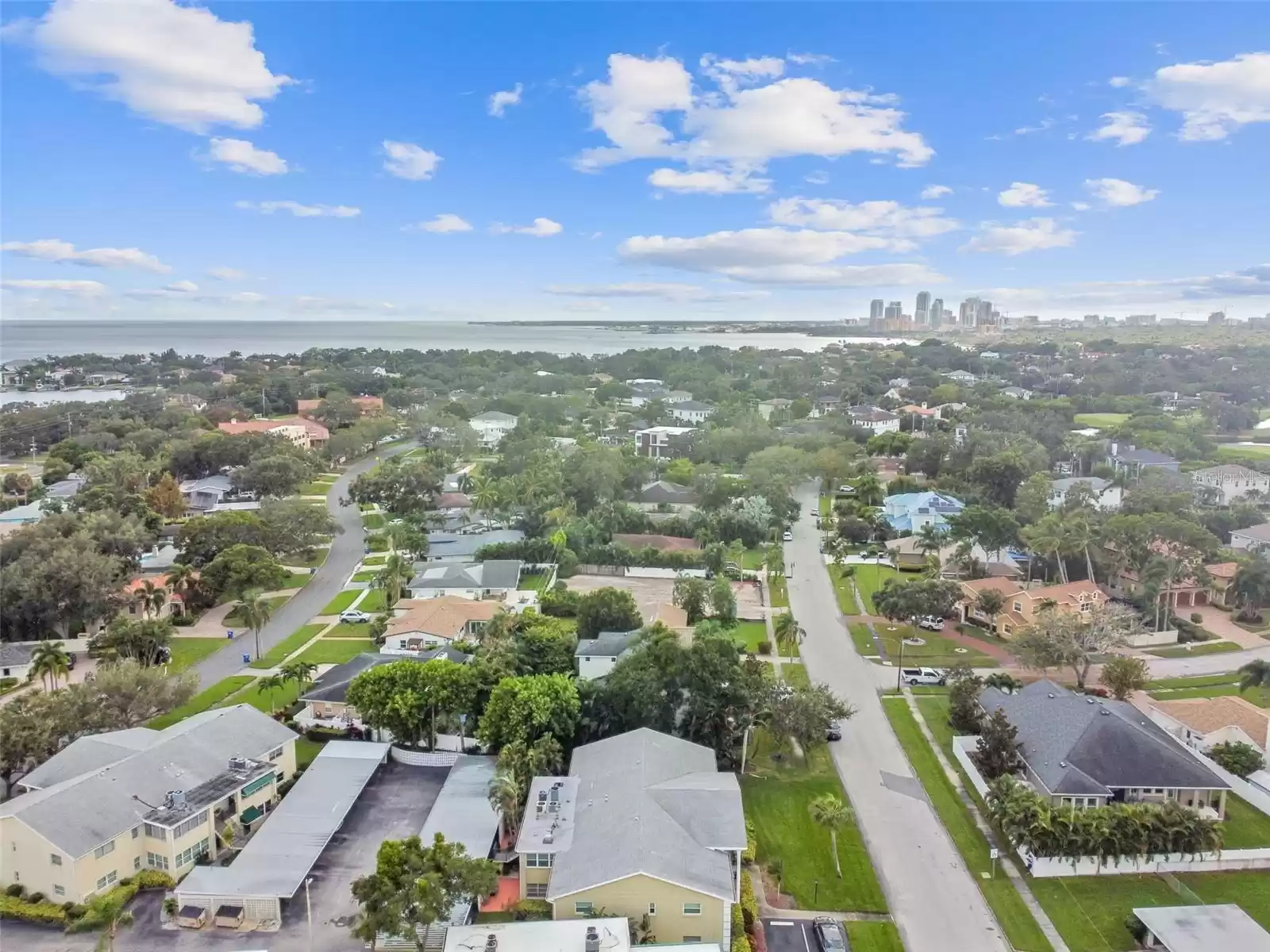 1001 EDEN ISLE DRIVE, ST PETERSBURG, Florida 33704, 2 Bedrooms Bedrooms, ,2 BathroomsBathrooms,Residential,For Sale,EDEN ISLE,MFRU8230922