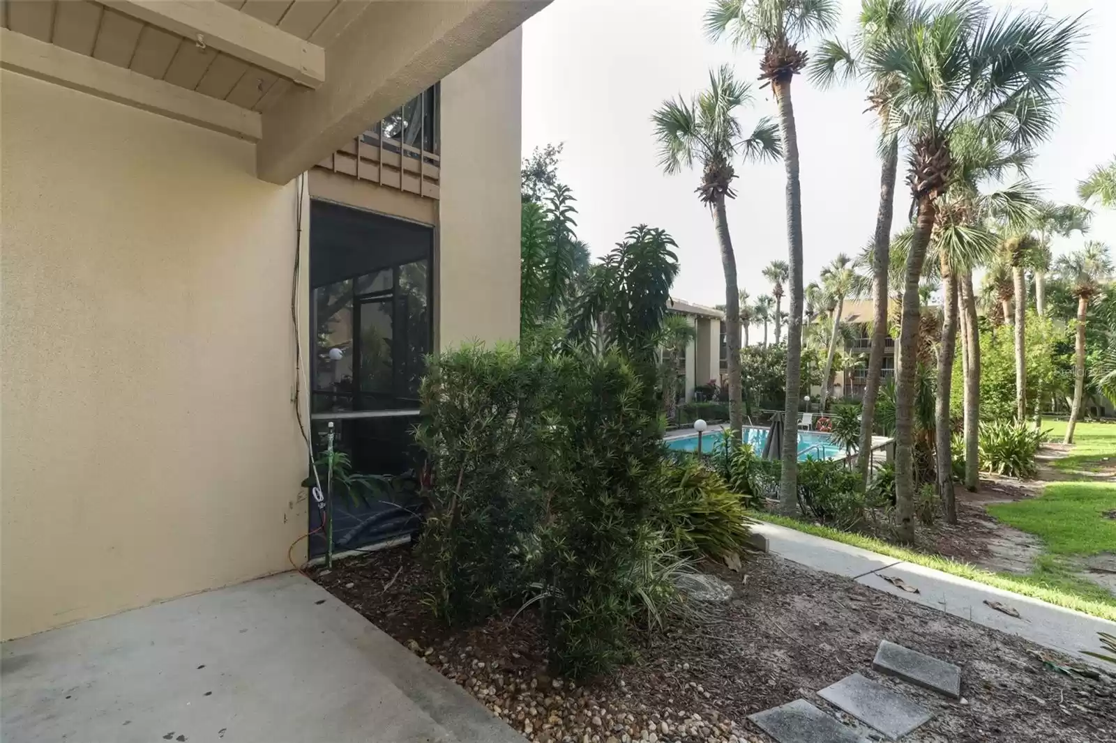 596 ORANGE DRIVE, ALTAMONTE SPRINGS, Florida 32701, 1 Bedroom Bedrooms, ,1 BathroomBathrooms,Residential,For Sale,ORANGE,MFRO6178437